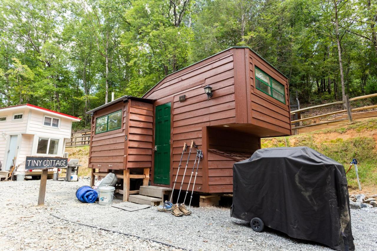 The Farmstead At Mill Spring Villa Exterior photo