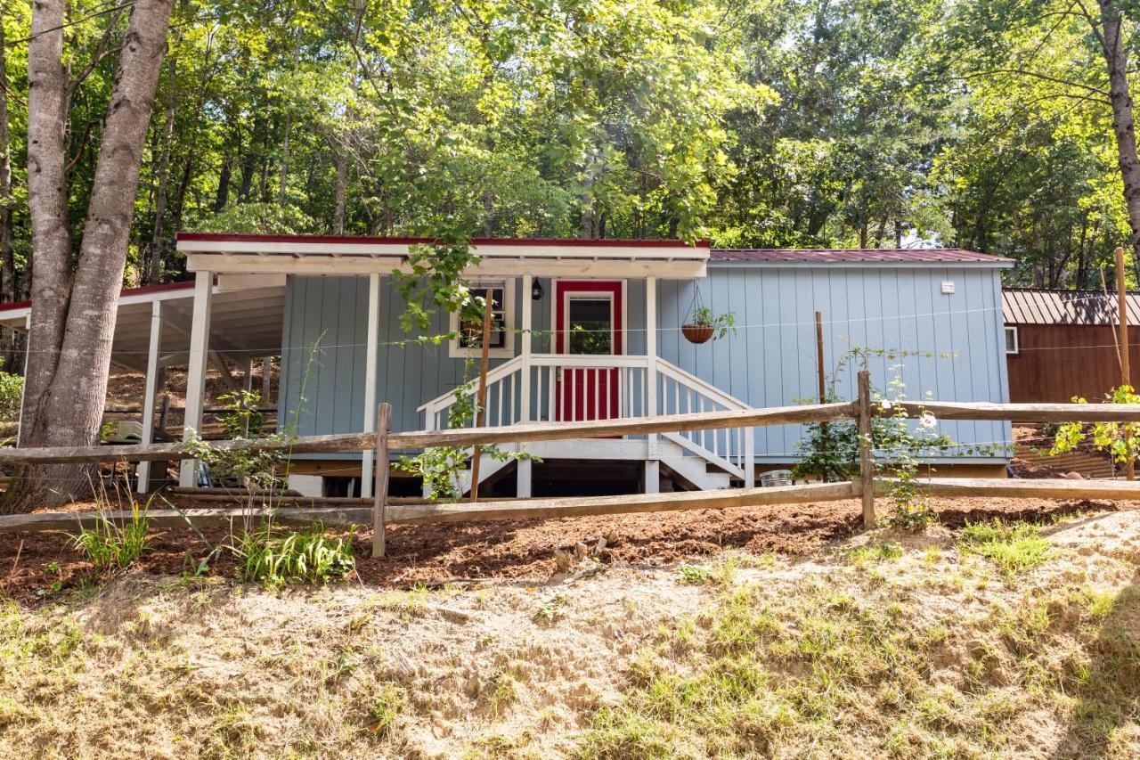 The Farmstead At Mill Spring Villa Room photo